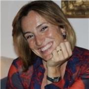 Per ragazzi delle scuole medie e superiori, offro lezioni di Italiano, Storia, Filosofia e Inglese . Vi aiuterò a focalizzare gli elementi chiave, a migliorare il metodo di studio e ad avere fiducia nelle vostre capacità!